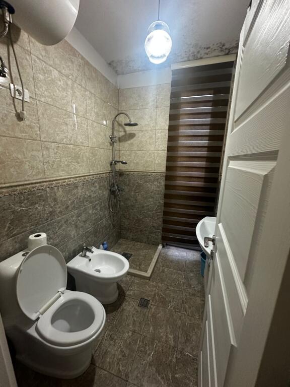 Apartament 2+1, Fusha Aviacionit!