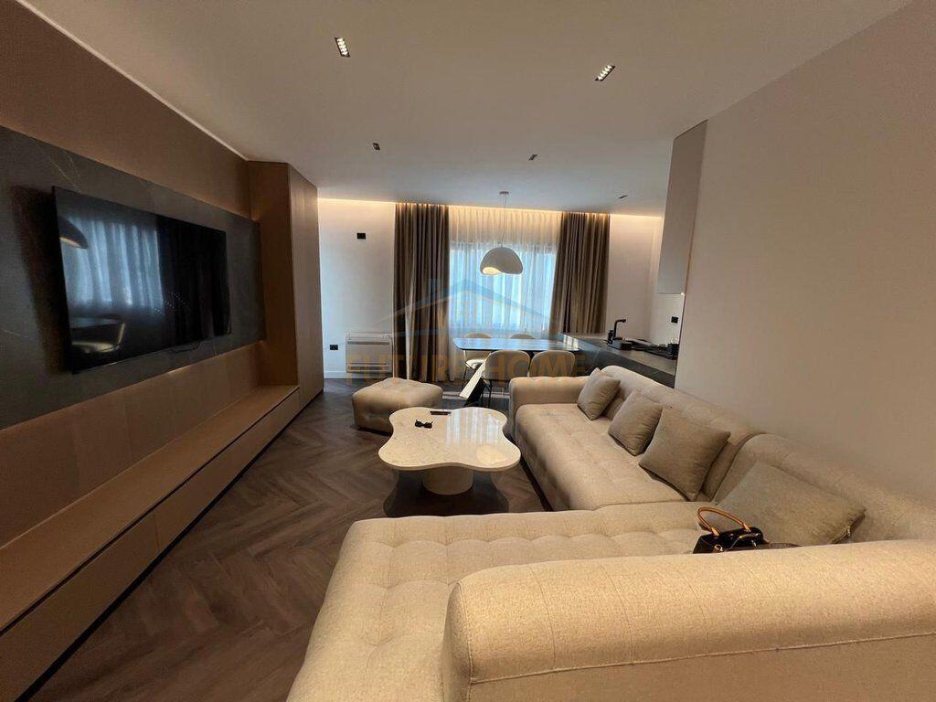 Shitet Apartament 2+1, Rruga e Elbasanit, Tiranë