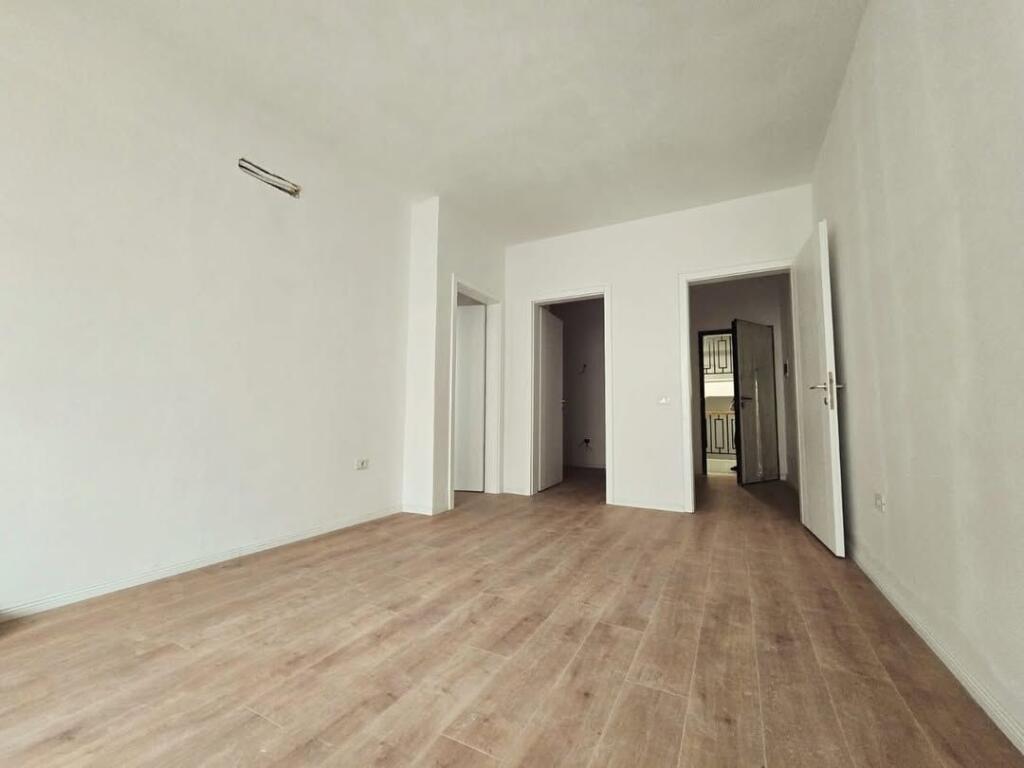 Apartament 1+1 në shitje 🔑 📍Liqeni i Thatë