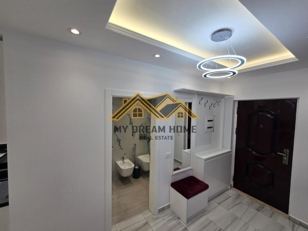 SHITET SUPER APARTAMENT 2+1 TEK SHKEMBI KAVAJES!