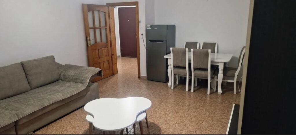 APARTAMENT ME QERA 1+1 ALI DEMI 45.000 LEKE