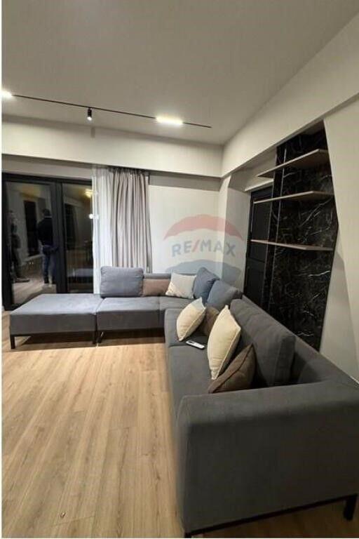 Apartament - Për Shitje - Rruga e Kavajës, Tiranë(ID: 530471003-432)