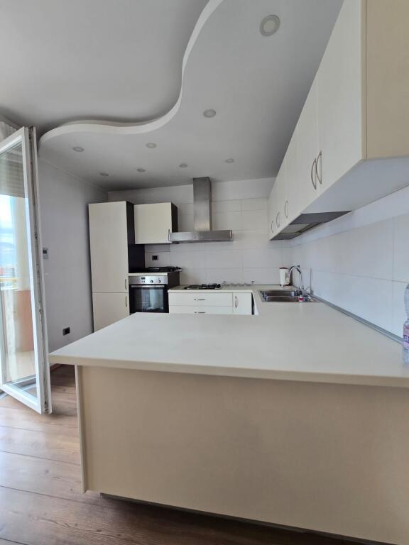 Apartament -per qira- 3+1+2-Kopshti Zoologjik