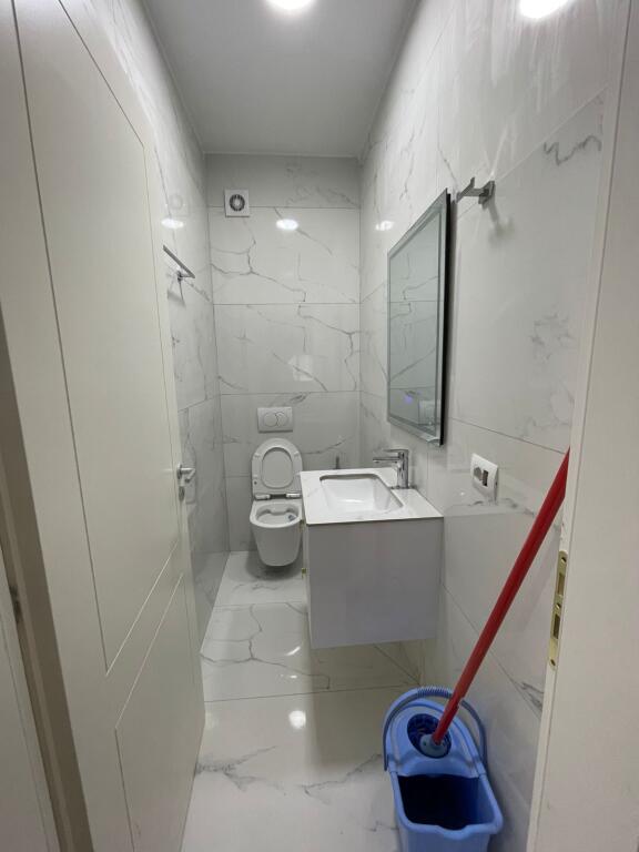 🏡 APARTAMENT ME QERA 3+1+2+3 BALLKONE UJESJELLSI DURRES