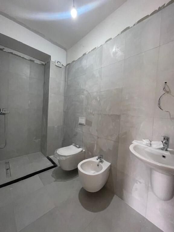 🏡 SHITET APARTAMENT 2+1+2 – LIQENI I THATË 📍 MET-INVEST