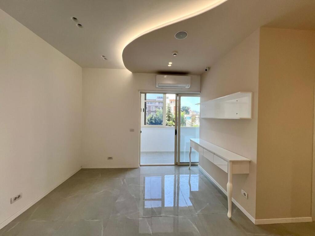 🏥 Clinic for Rent at Panorama Complex – Tirana