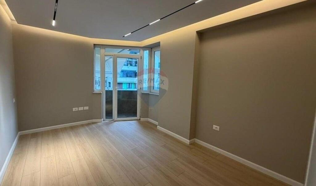 Apartament 2+1 - Për Shitje - Ish Ekspozita, Tiranë!!!!!! ID: 530491011-176