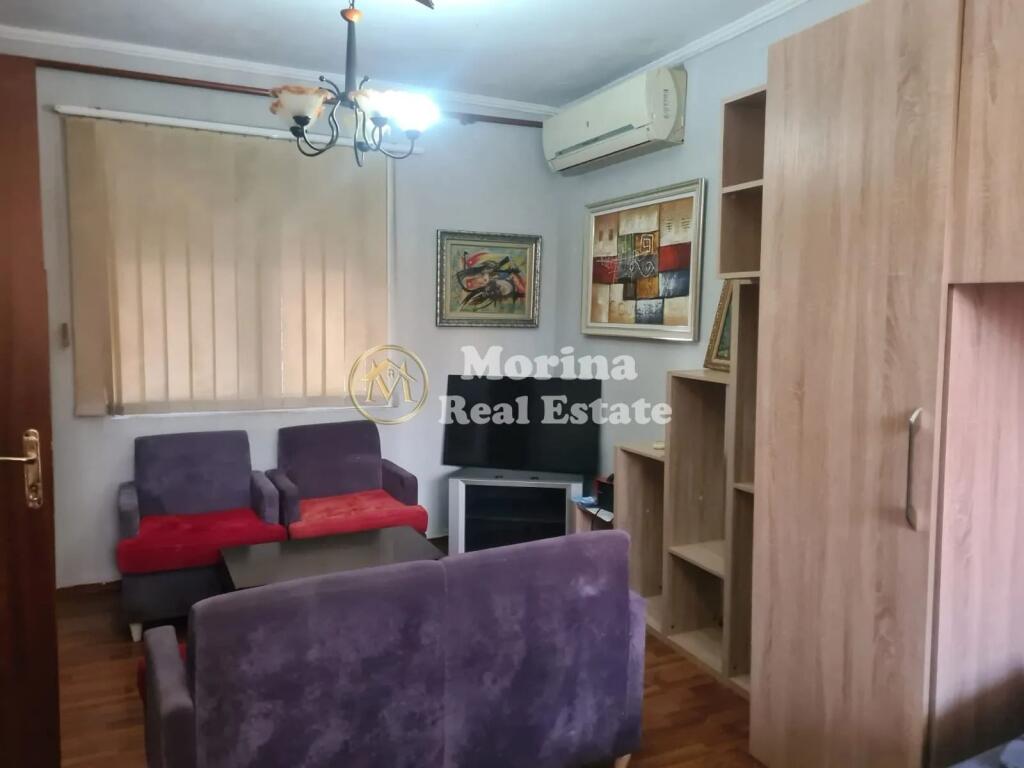 Qera, Hyrje private 1+1, Rrethrrotullimi i shkozes , 350 Euro/Muaj