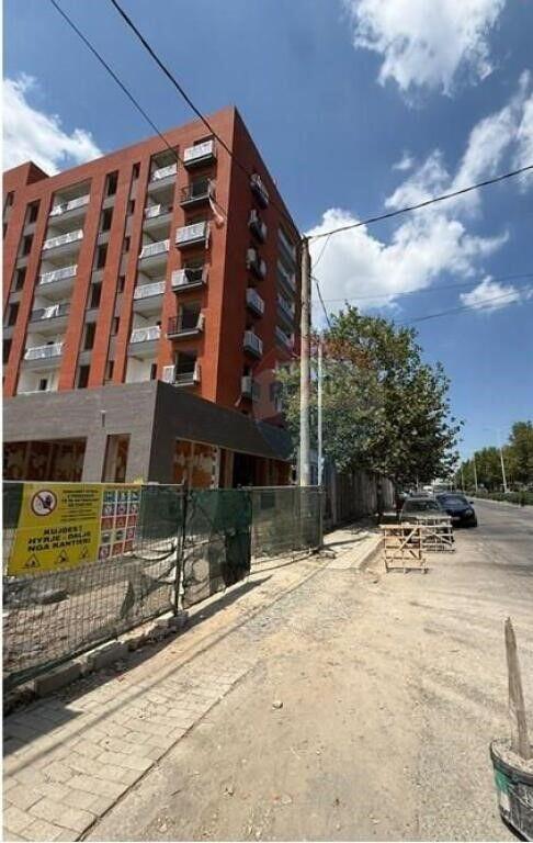 Apartament - Për Shitje - Bulevardi Blu, Kamëz(ID: 530261059-303)