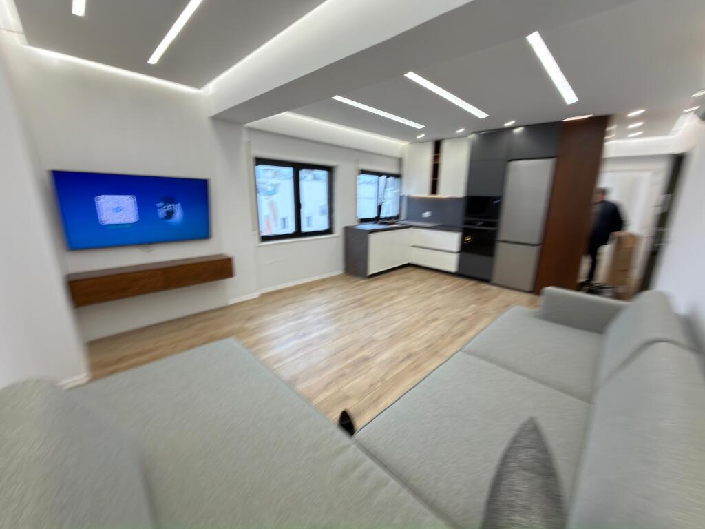 Shitet Apartament 1+1 Kodra e diellit 1