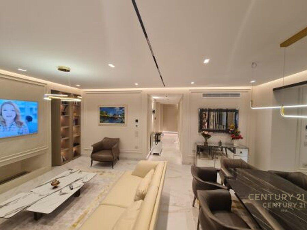 For Sale Apartment 4+1+3 Premium Modern – Komuna e Parisit, Tirana