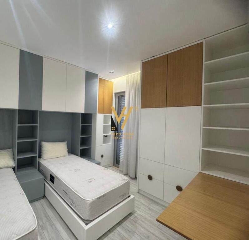 JEPET APARTAMENT 3+1+2+2BLK ME QIRA TE DELIJORGJI 1.500 EURO