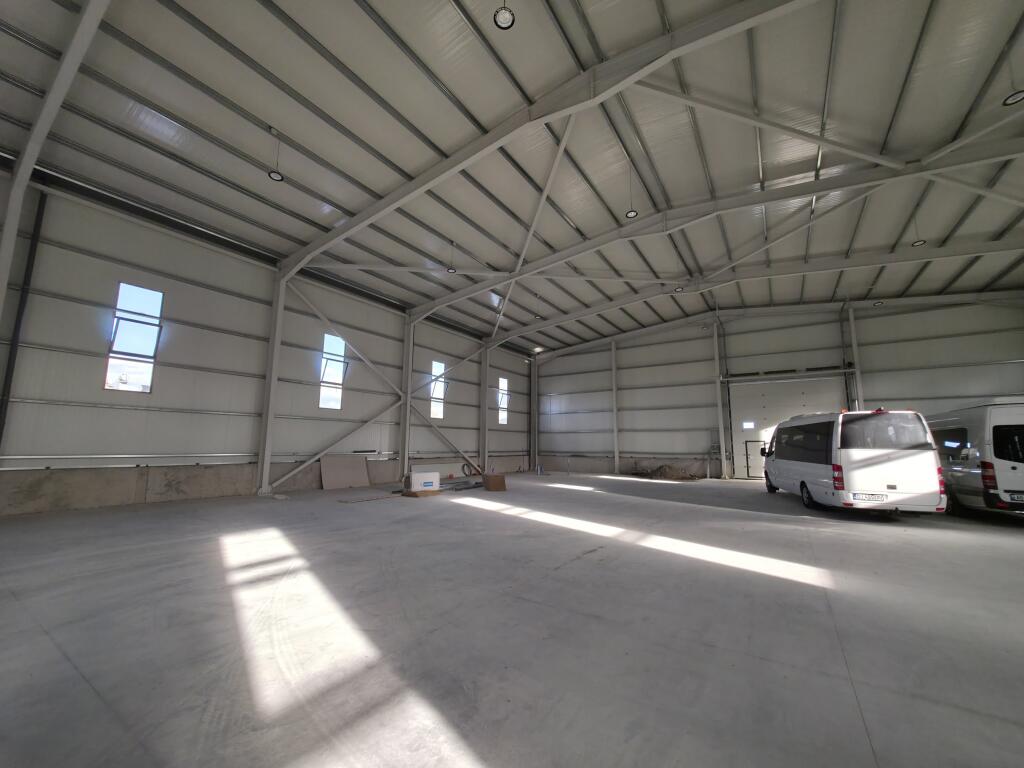 𝐆𝐈𝐕𝐄𝐍 𝐅𝐎𝐑 𝐑𝐄𝐍𝐓 𝐍𝐄𝐖 𝐖𝐀𝐑𝐄𝐇𝐎𝐔𝐒𝐄 – 𝐋𝐀𝐊𝐍𝐀𝐒, 𝐍𝐄𝐖 𝐒𝐓𝐑𝐄𝐄𝐓