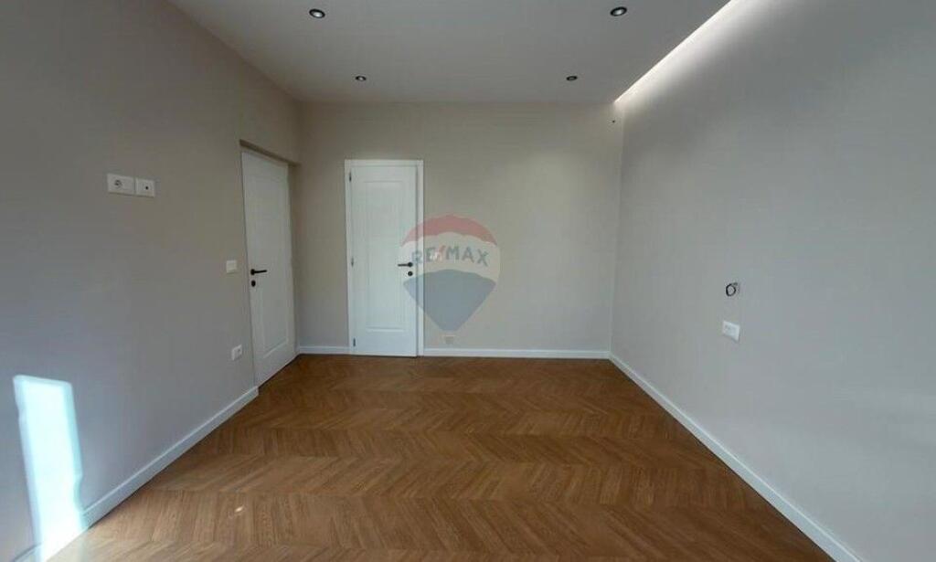 Apartament 2+1 - Për Shitje - Myslym Shyri, Tiranë!!! ID: 530181047-531