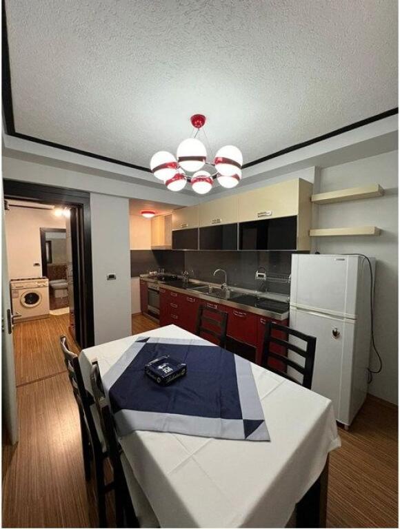 Apartament 2+1 me qera ne Bllok