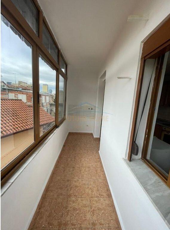 Shitet, Apartament 1+1, Rruga e Elbasanit, Tiranë