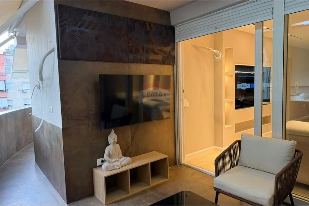 Apartament - Për Shitje - Ish Ekspozita, Tiranë