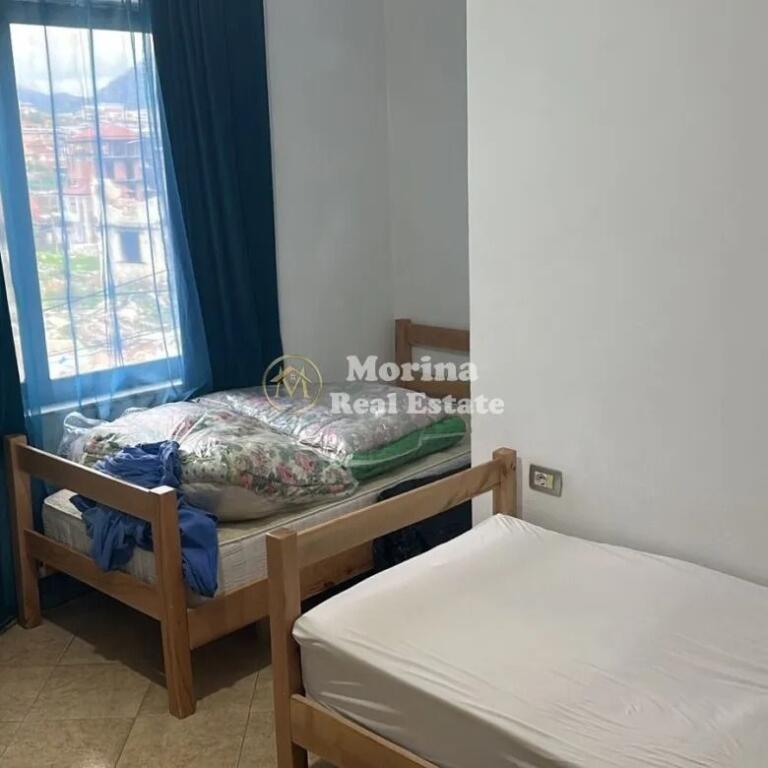 Qera , Apartament 2+1, Rruga 5 Maji, 350 Euro/muaj