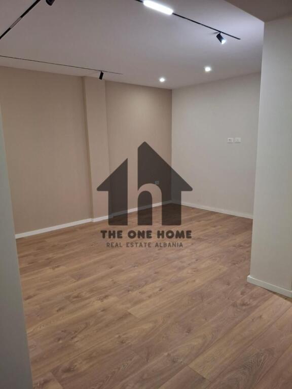 Super Ap.Vendita 1+1 Myslym Shyre /Palazzo nuovo .(Possibilità di credito)