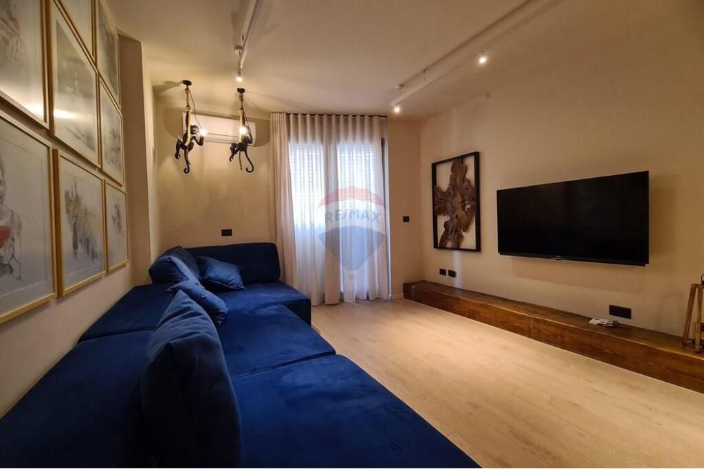 Apartament 1+1 me qera ish Ekspozita