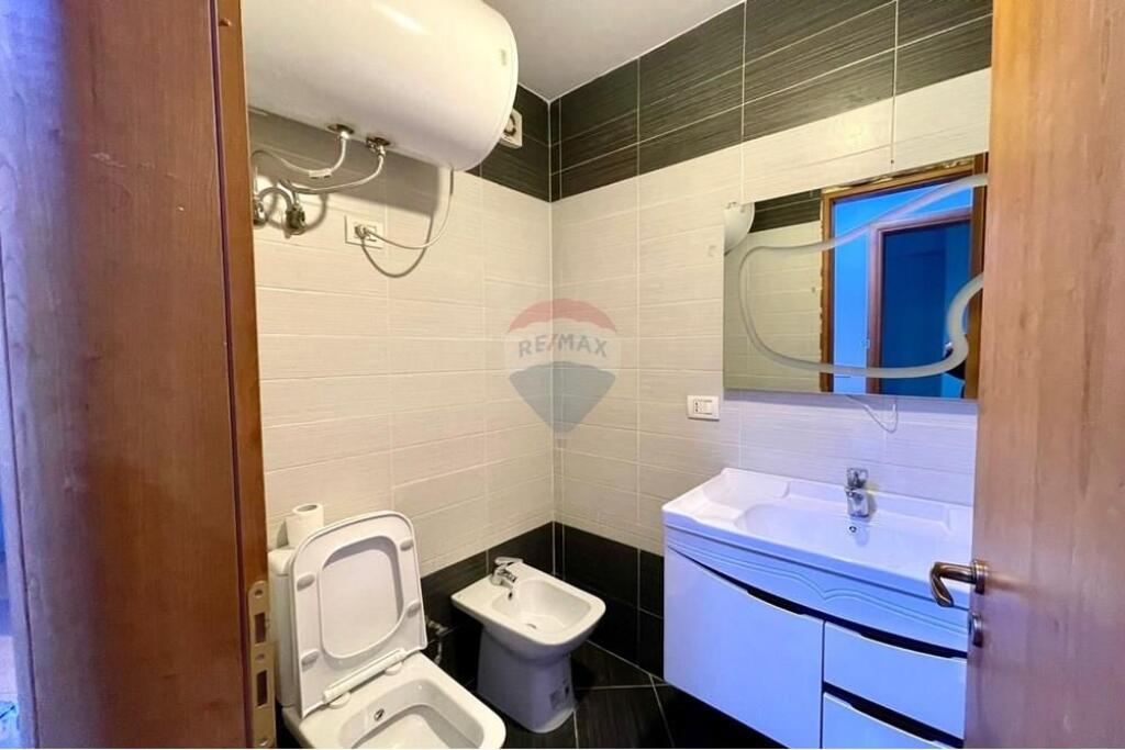 APARTAMENT 2+1 PER QERA TE KOMUNA PARISIT !