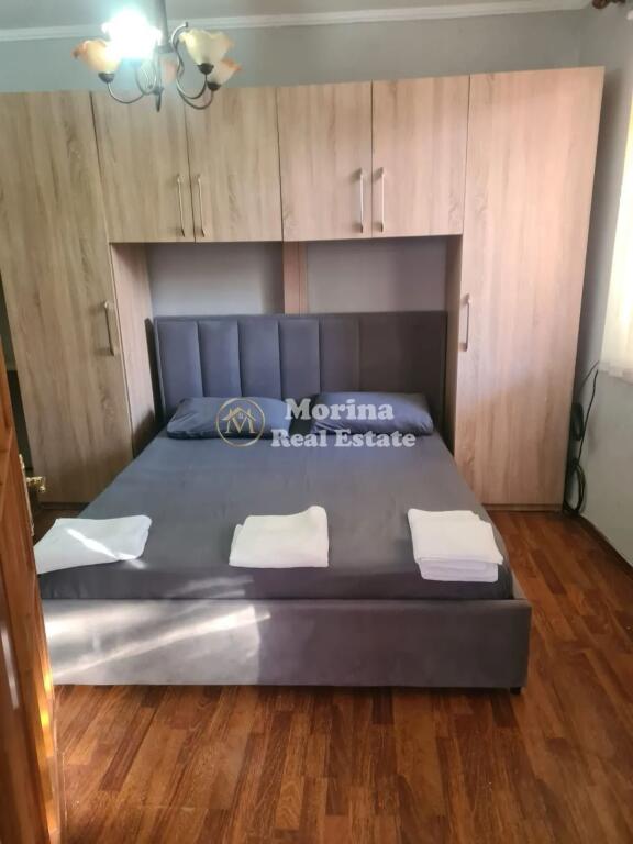 Qera, Hyrje private 1+1, Rrethrrotullimi i shkozes , 350 Euro/Muaj