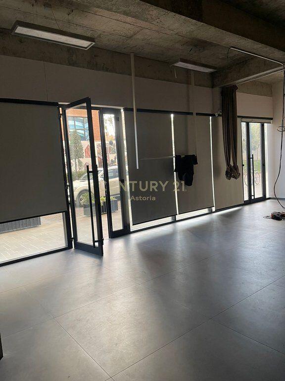 Commercial space for sale – open space 414,000 €