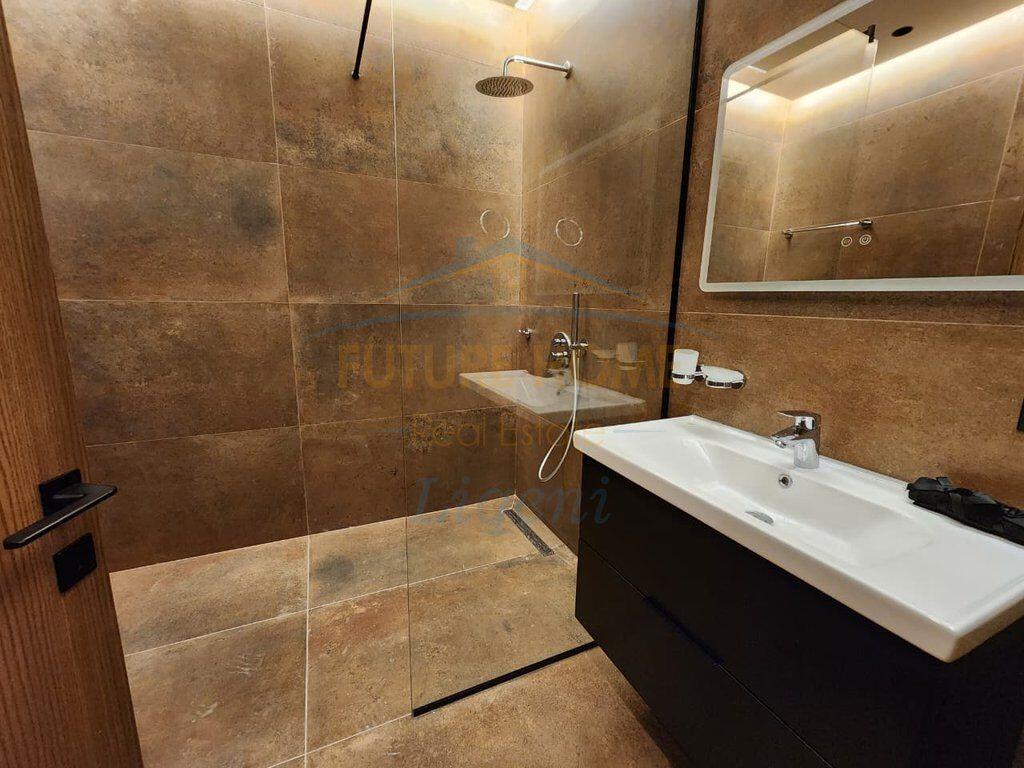 Qera, Apartament 3+1+2 Poste Parkimi, Secret Garden Residence, Tirane.