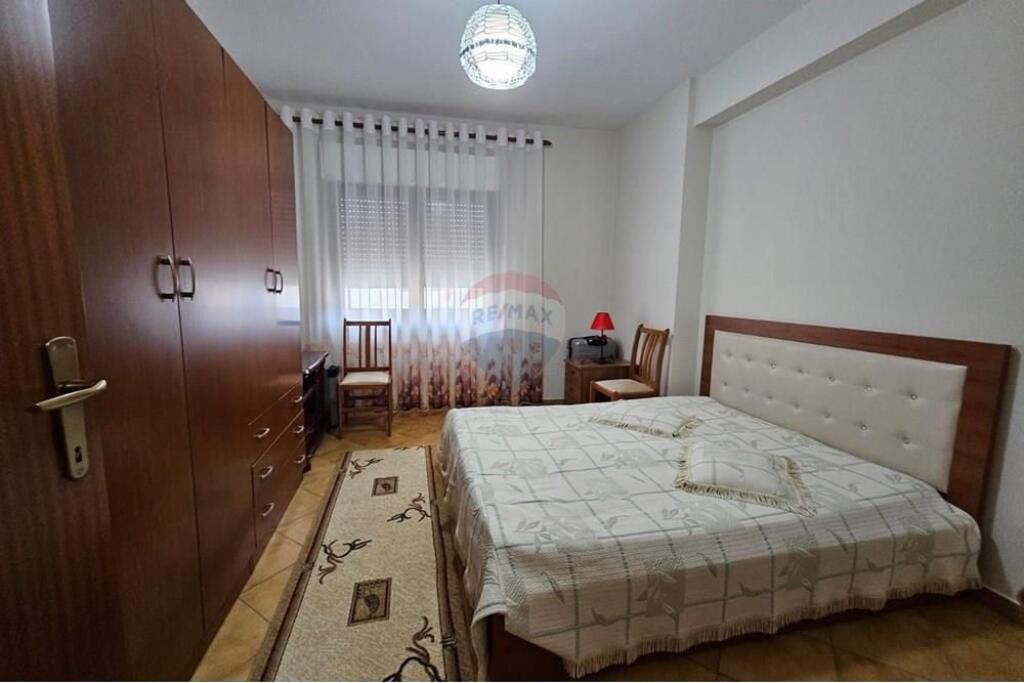 Apartament me qera 2+1 te Komuna e Parisit
