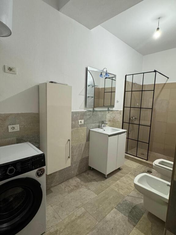 📍 JEPET ME QIRA 2+1 LUKSOZ – KOMUNA E PARISIT (mbi Kristal Center)