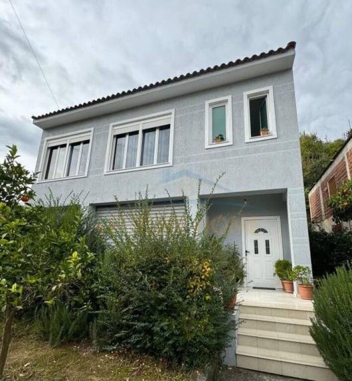 In vendita, Casa Privata, Babrru, Tirane