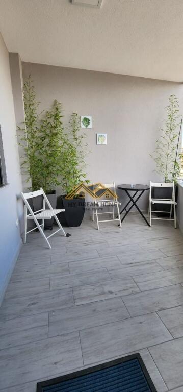 Apartament Lux per Shitje tek 27-katëshi në Vollga, Durrës