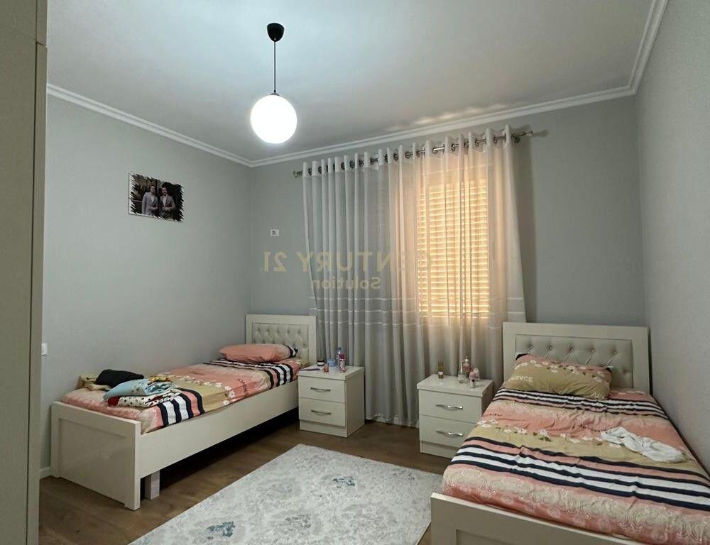 APARTAMENT 2+1+2 TUALETE PER QIRA NE ASTIR.