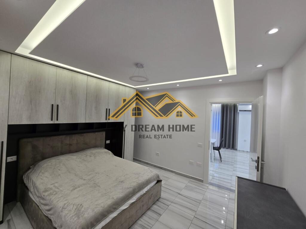 SHITET SUPER APARTAMENT 2+1 TEK SHKEMBI KAVAJES!