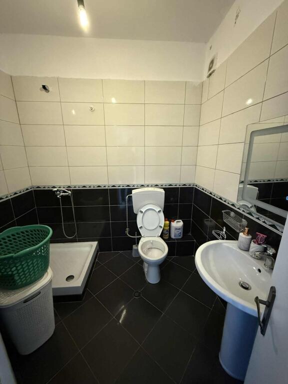 Apartament 2+1+2( poste parkimi) Astir!