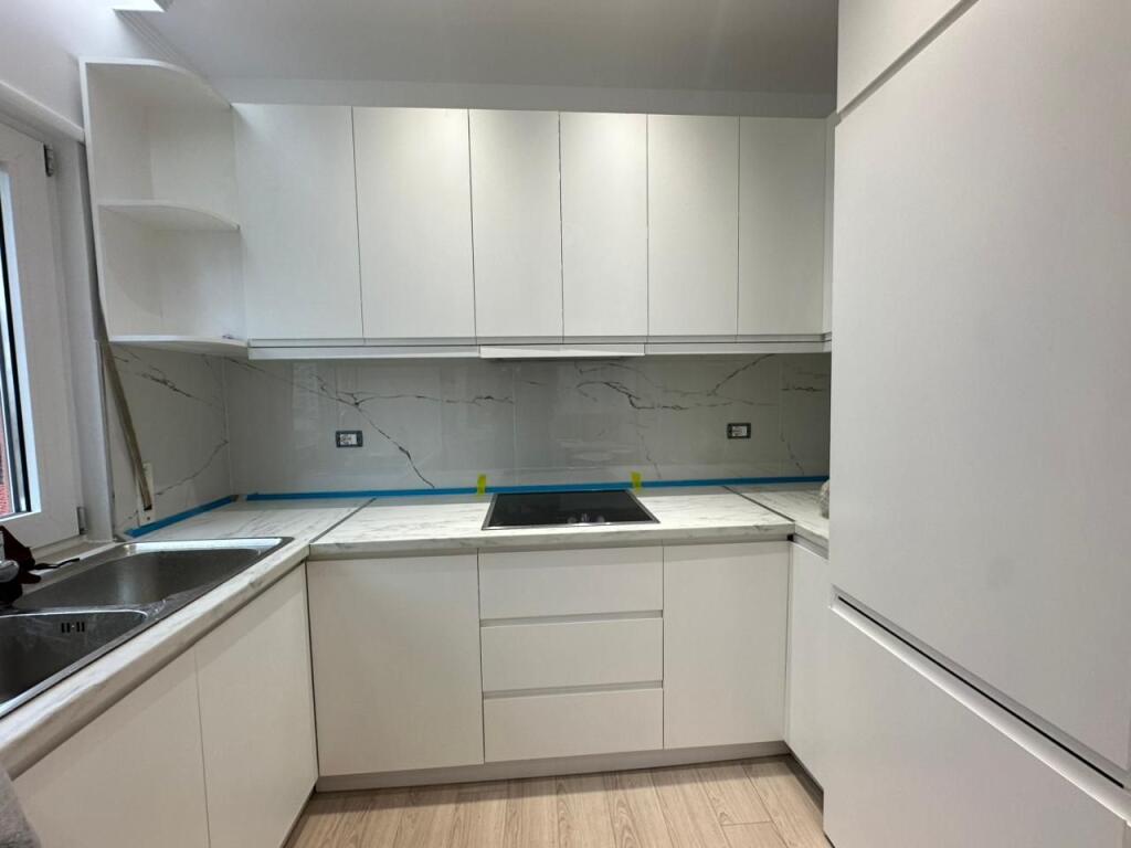 APARTAMENT 2+1+BALLKON ME QIRA - MYSLYM SHYR