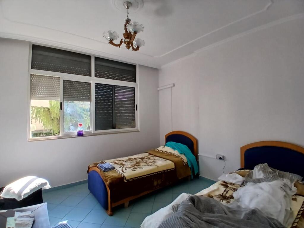 Jepet me qera apartament 3+1+2 tuale +1 ballkon  Mine peza