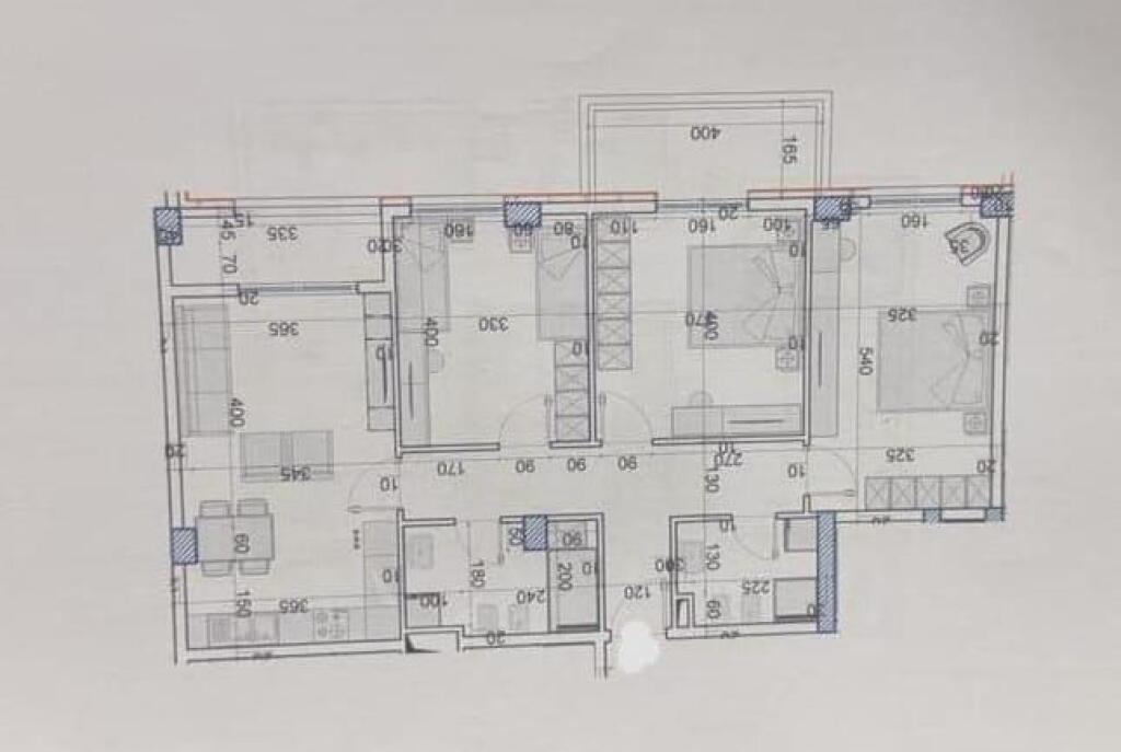 Shitet Apartament 3+1 ose 2 Apartamente 1+1
