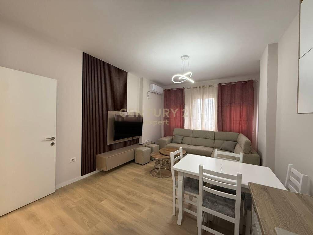 Apartment 2+1 for rent in Ali Demi – Dhimitër Kamarda Street.