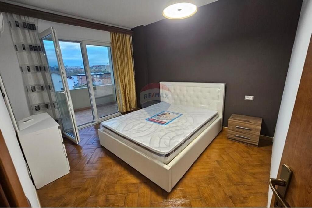APARTAMENT 3+1 ME QIRA - LAPRAKE