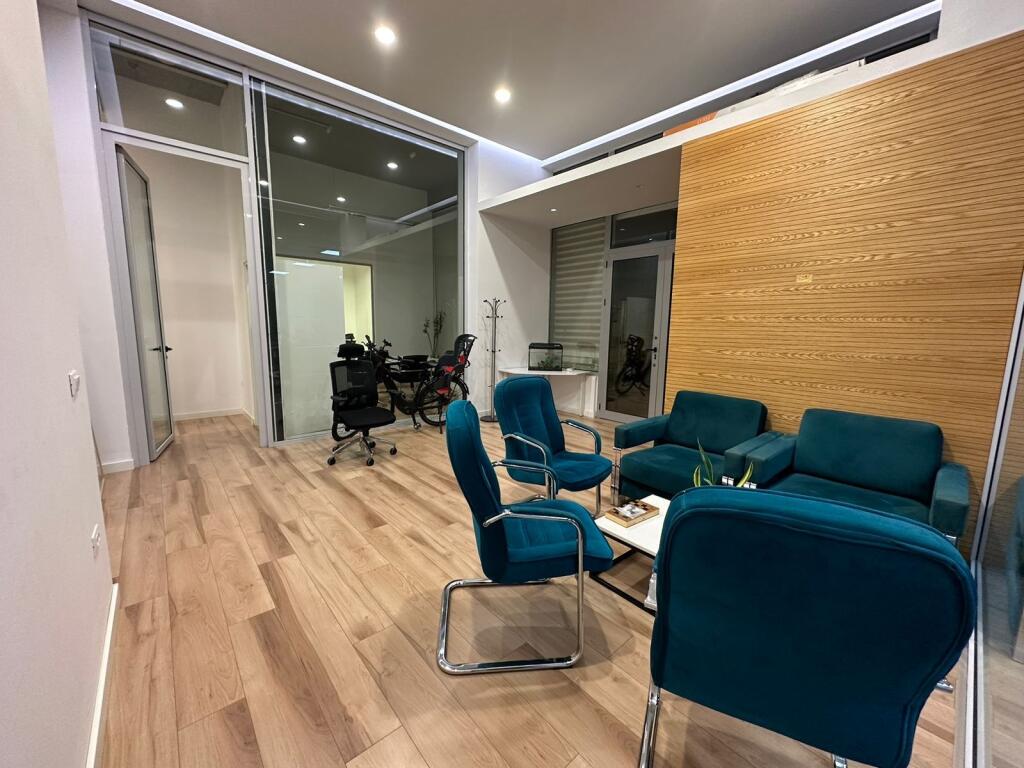 Jepet me qera ambient biznesi tek Kopshti zoologjik