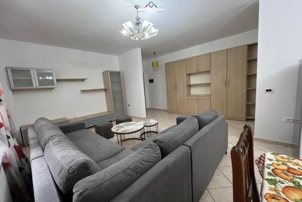 Apartament Me Qera 2+1 Ne Bllok (ID B2201615) Tirane