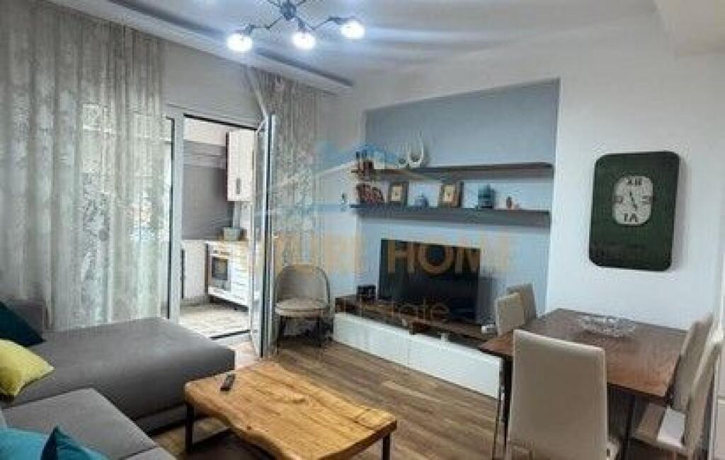 Shitet, Apartament 2+1+Post Parkimi, Kompleksi Golden Park