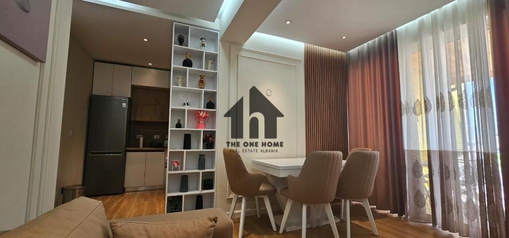 Qera 1+1 ish Fusha Aviacionit / Arredim Lluks.