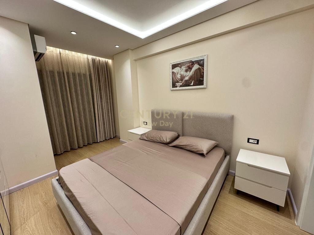 JEPET APARTAMENT ME QIRA 2+1+2 ME PAMJE DETI NE CURRILA!