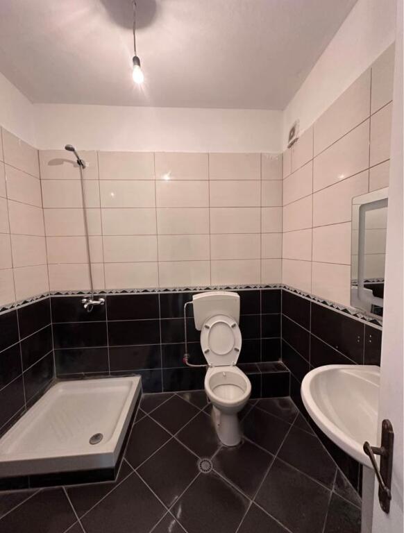 Apartament 2+1+2( poste parkimi) Astir!