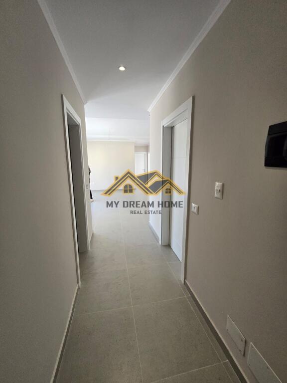 SHITET APARTAMENT ME PAMJE NGA DETI TEK SHKEMBI KAVAJES!