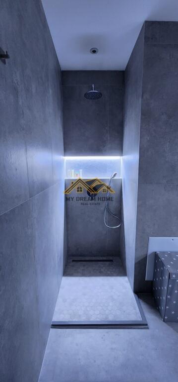 Apartament Lux per Shitje tek 27-katëshi në Vollga, Durrës