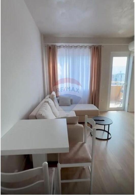 Apartament 1+1 per qira, Astir