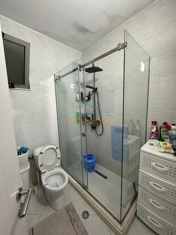 Shitet, Apartament 2+1+2, Unaza e Re, Tiranë